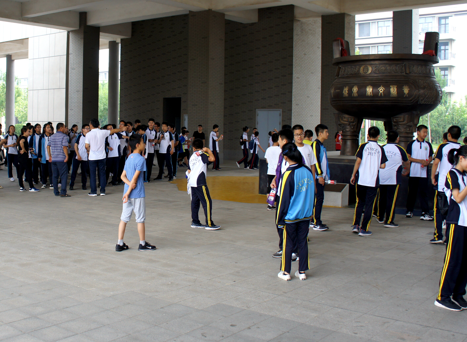 市一中举办2019年夏季校园开放日活动