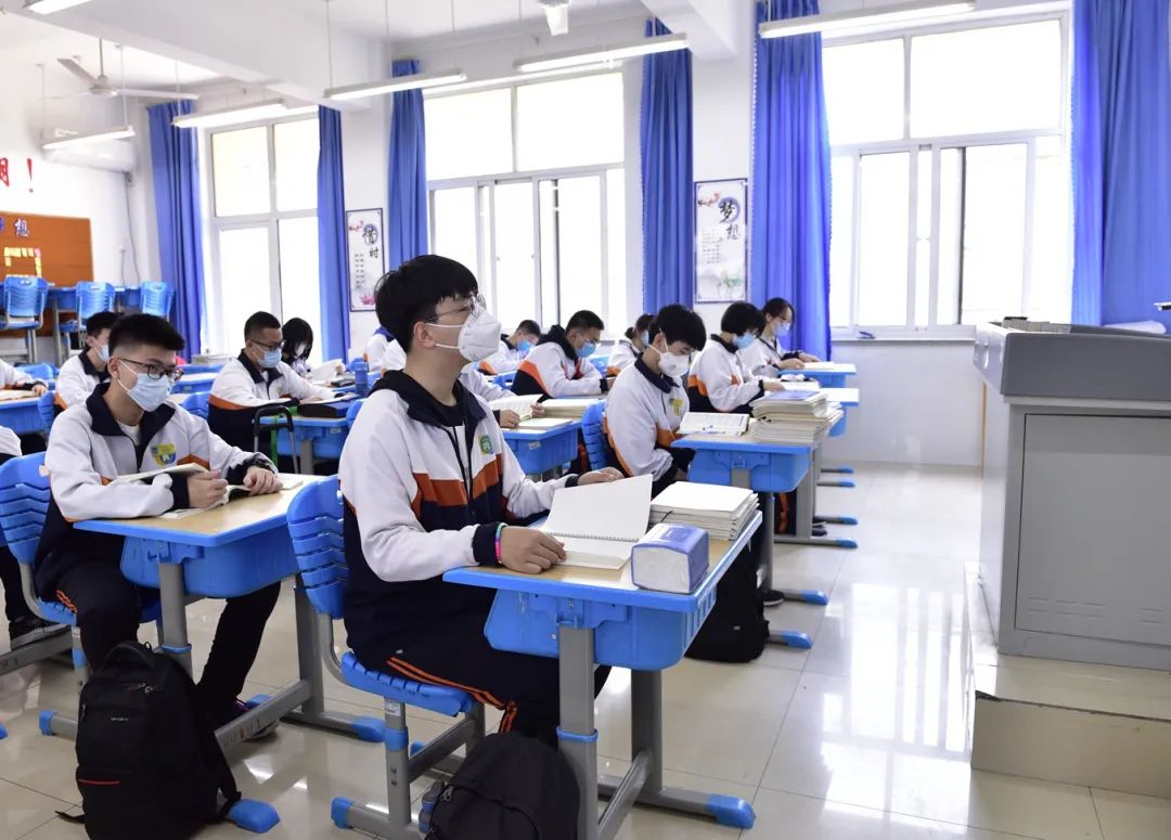 东营市一中高三年级学生顺利返校
